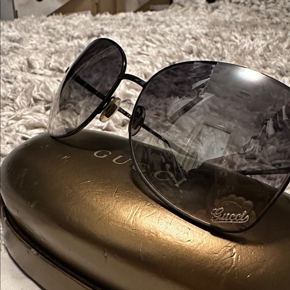 Authentic Gucci Sunglasses - Picture 3 of 11